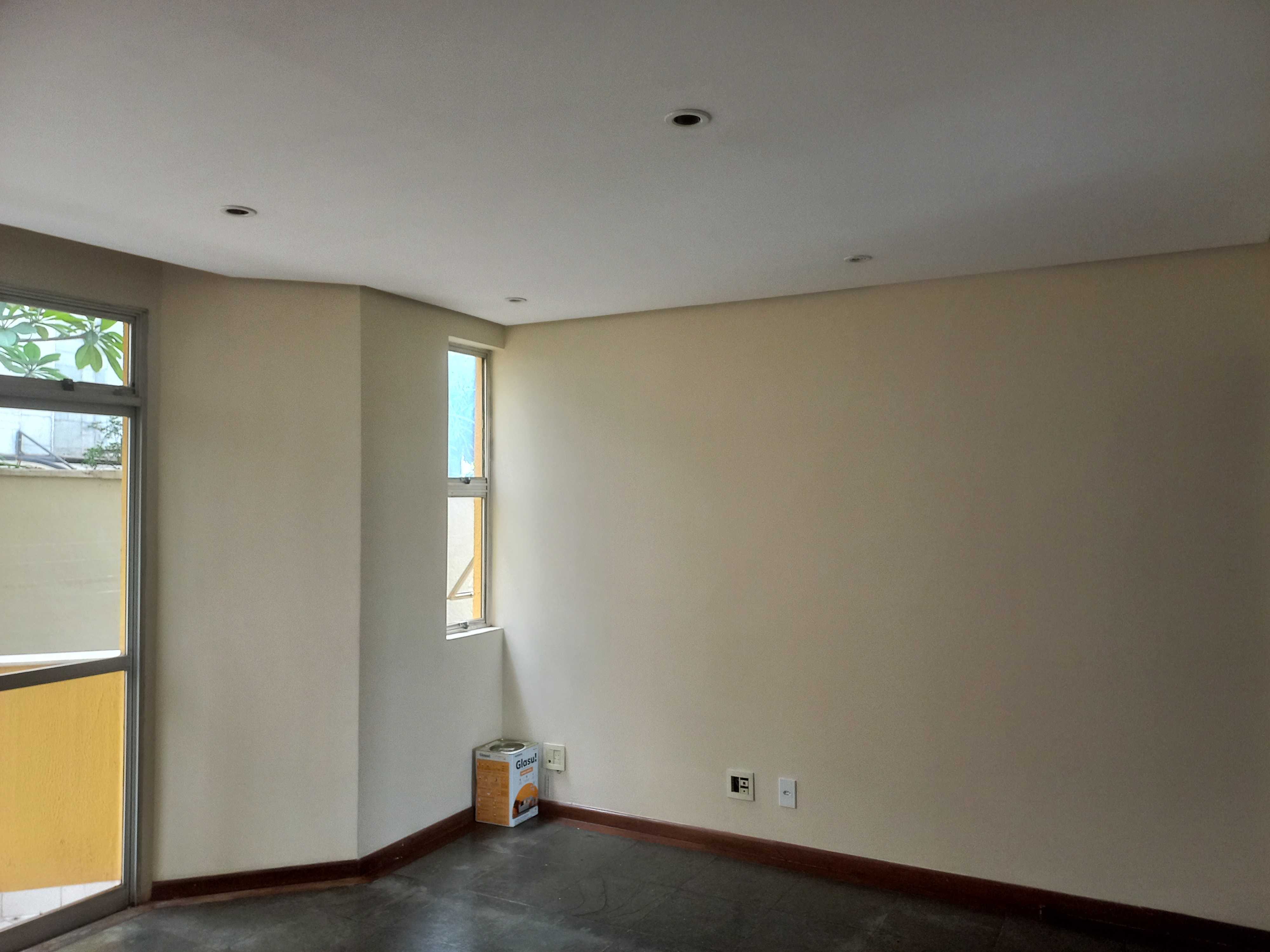 Apartamento à venda com 3 quartos, 70m² - Foto 2