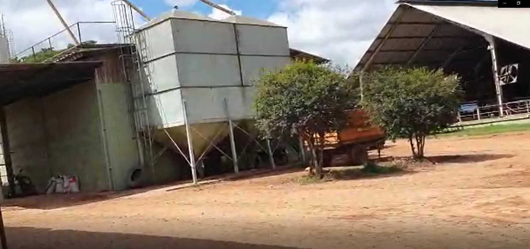 Chácara à venda com 3 quartos, 1700000m² - Foto 19