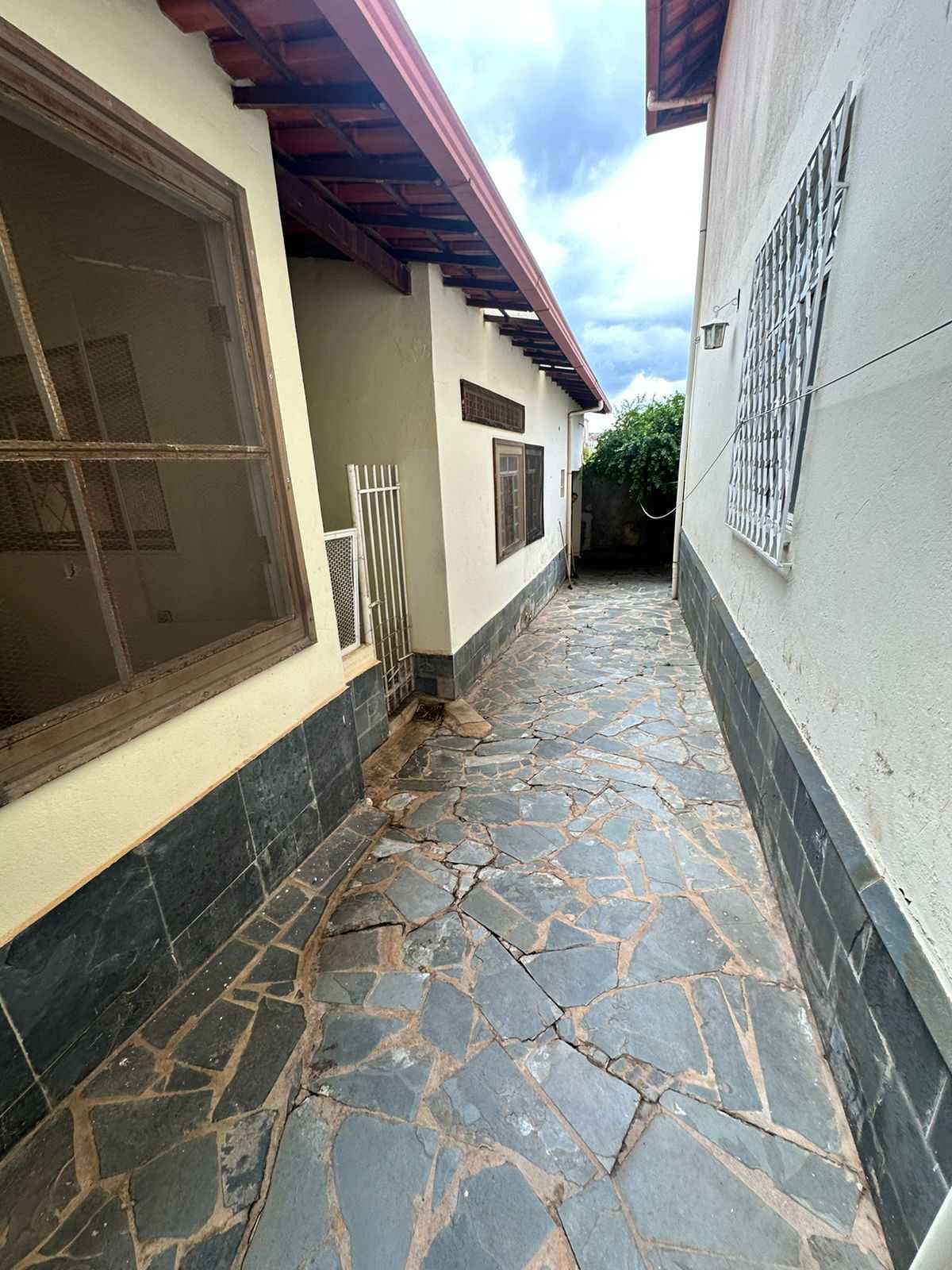 Casa à venda com 7 quartos, 407m² - Foto 22