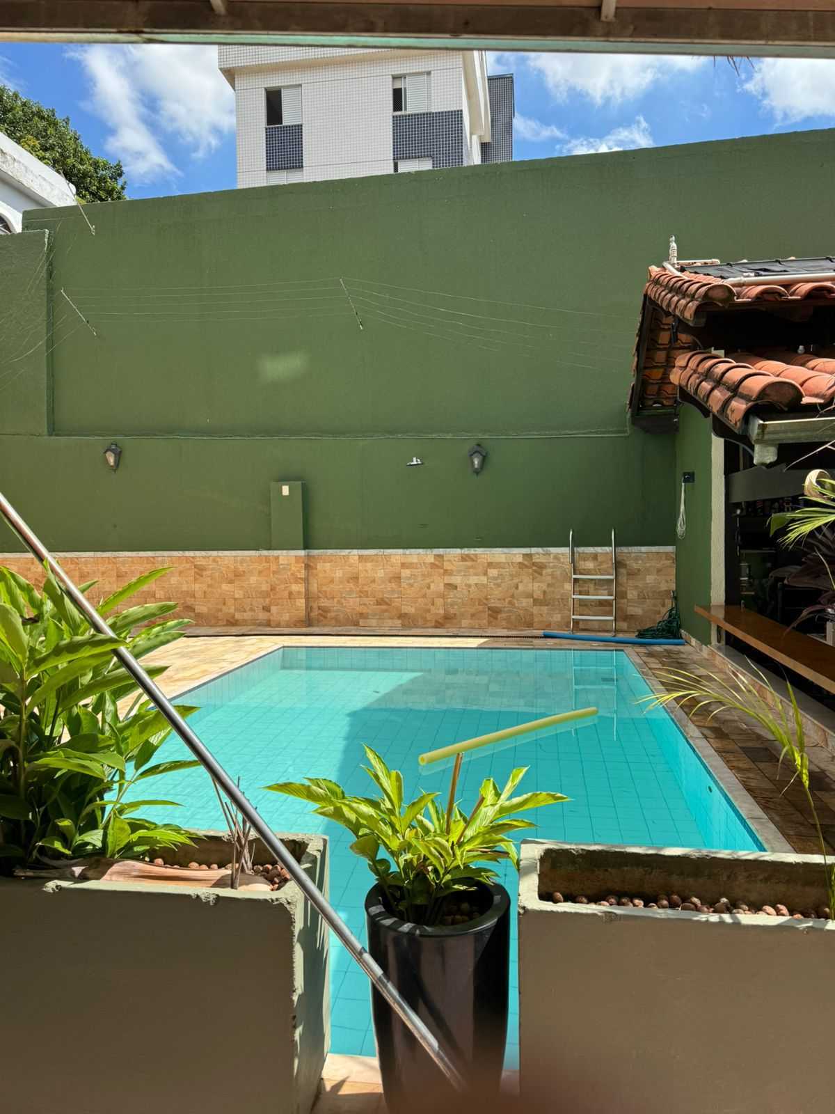 Casa à venda com 6 quartos, 250m² - Foto 10