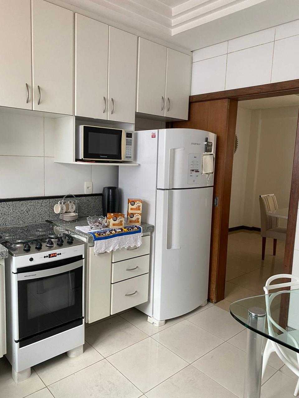 Apartamento à venda com 4 quartos, 140m² - Foto 18