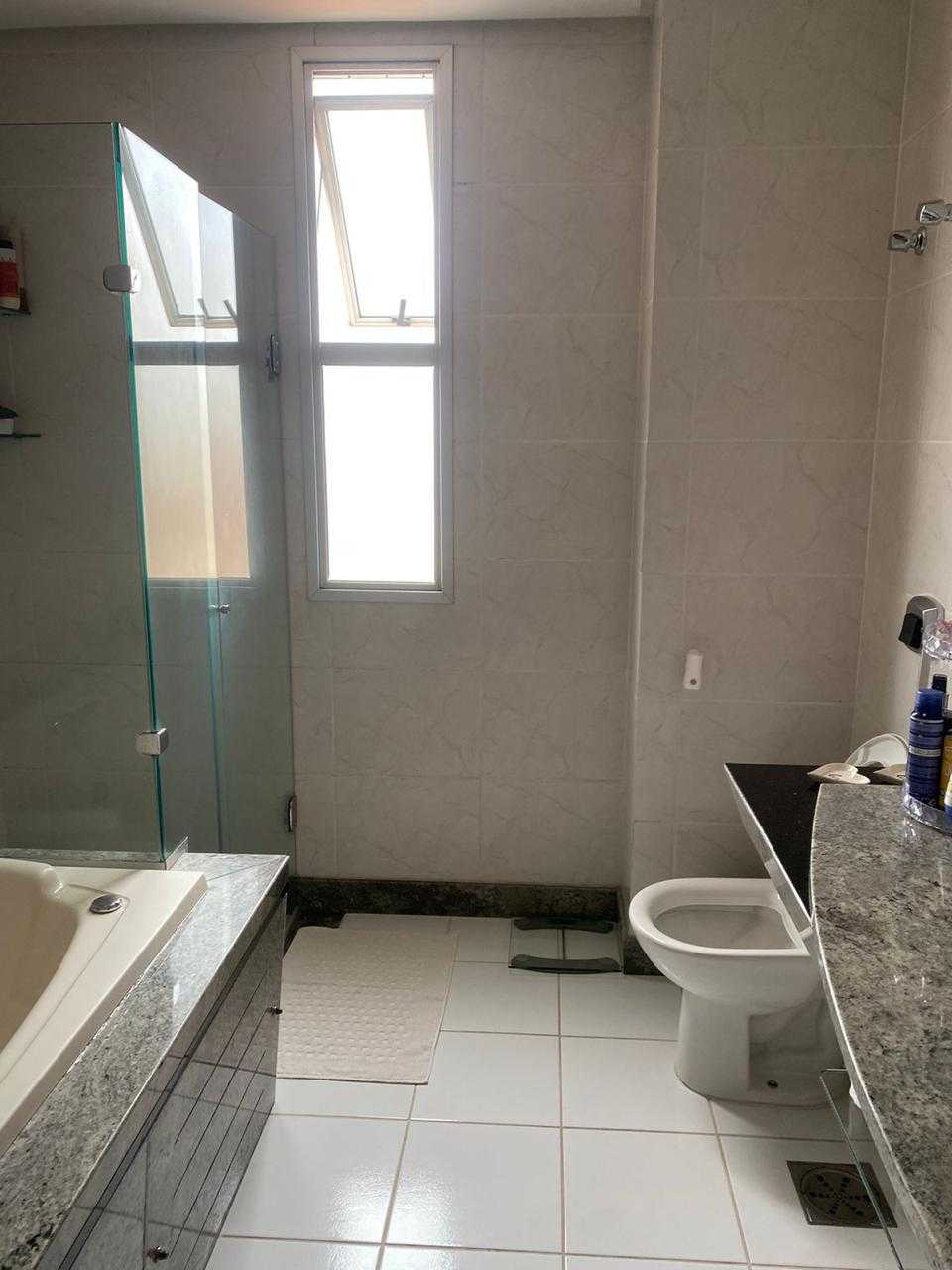 Apartamento à venda com 4 quartos, 140m² - Foto 1