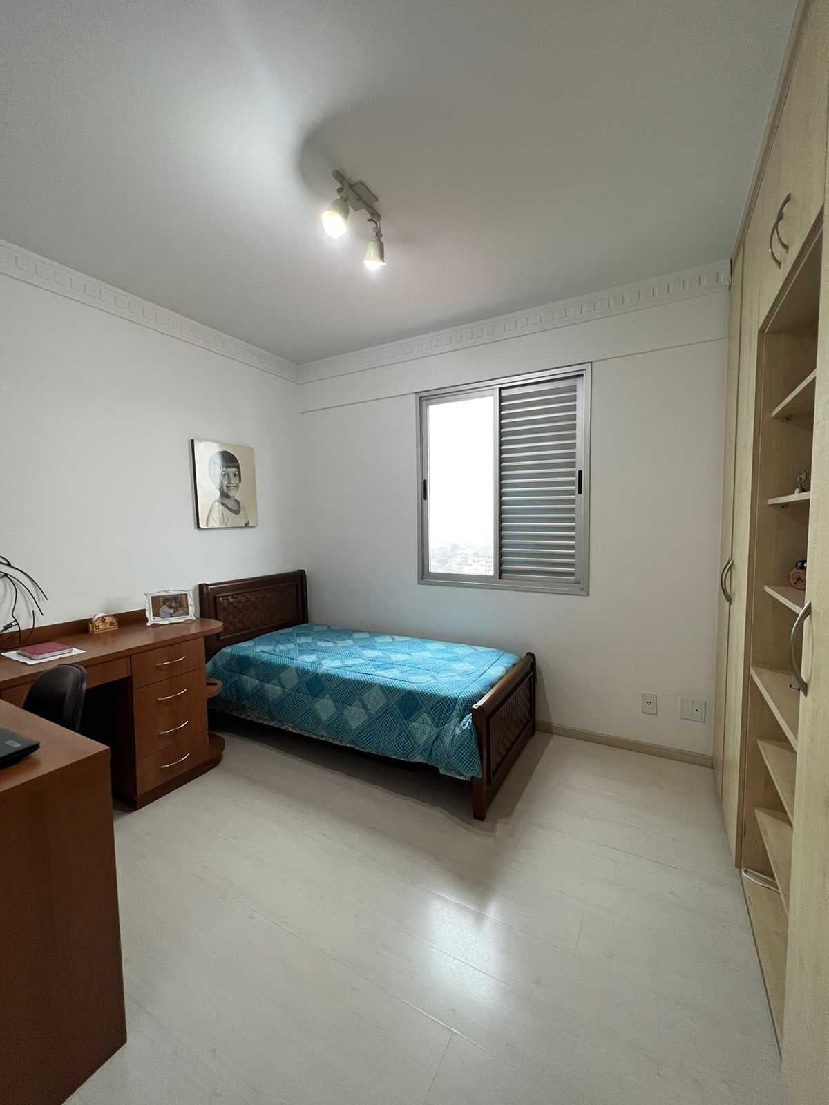 Apartamento à venda com 4 quartos, 140m² - Foto 17