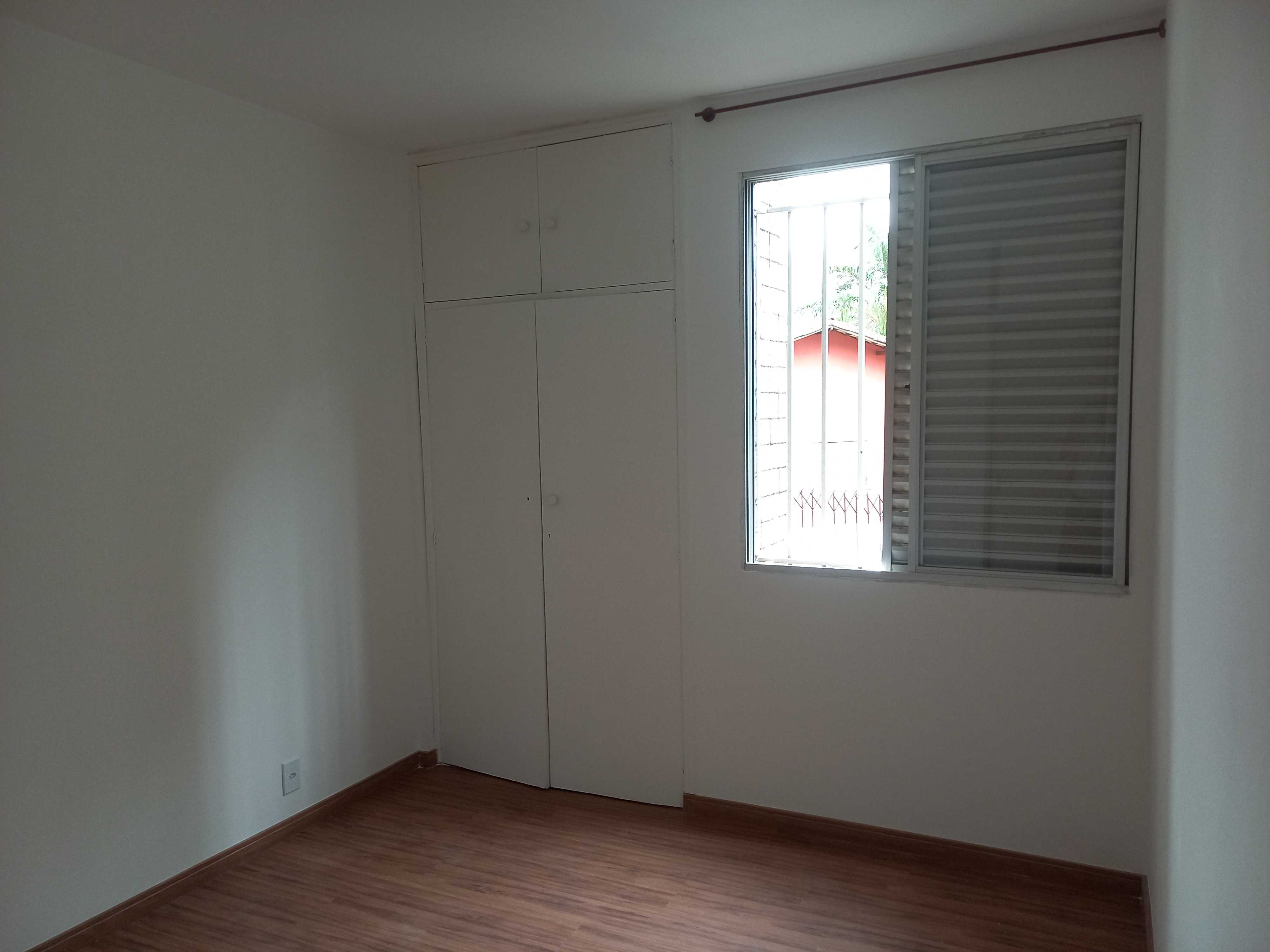 Apartamento à venda com 2 quartos, 75m² - Foto 5