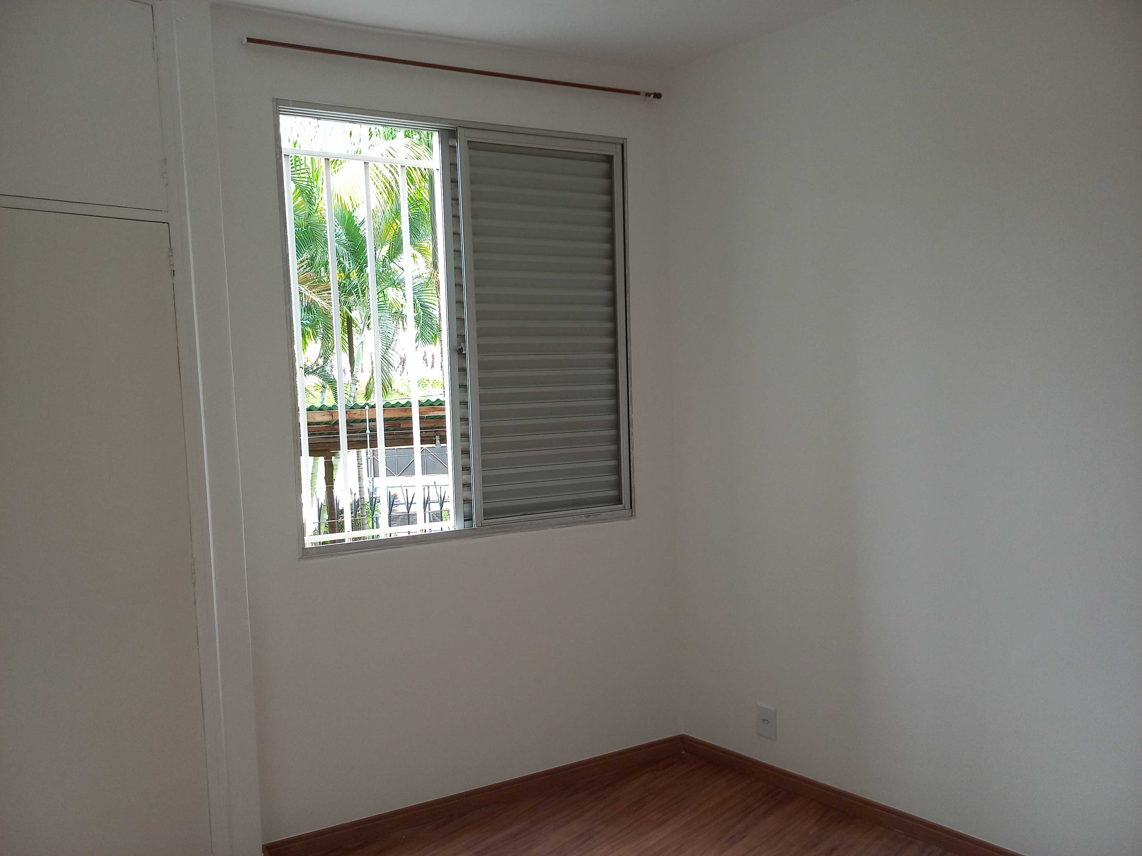 Apartamento à venda com 2 quartos, 75m² - Foto 7