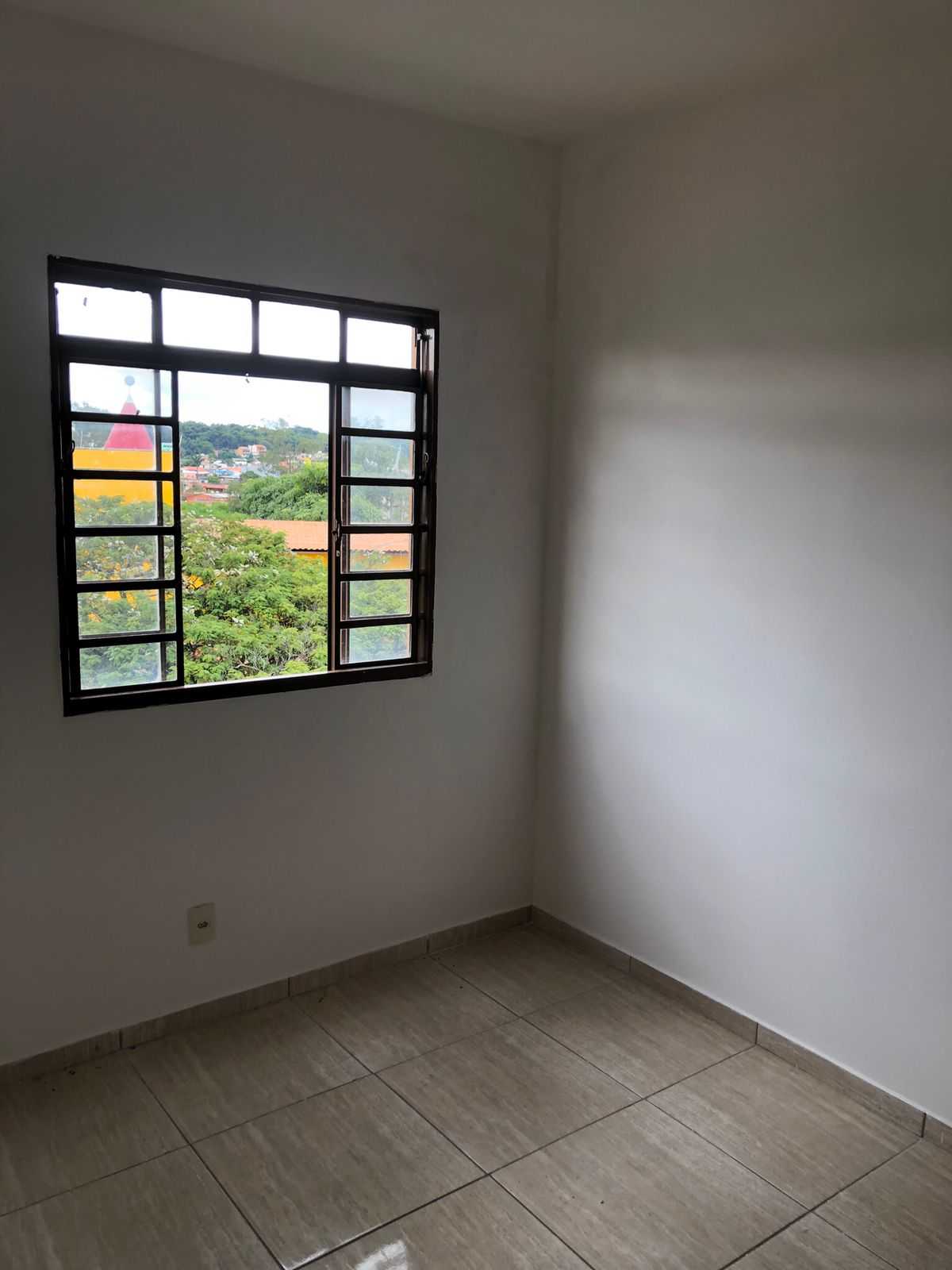 Apartamento à venda com 2 quartos, 55m² - Foto 3