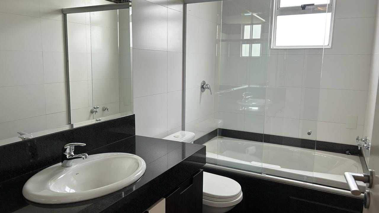 Apartamento à venda com 4 quartos, 147m² - Foto 12