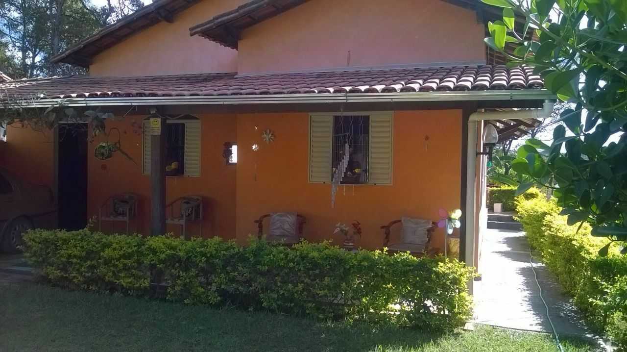 Chácara à venda com 3 quartos, 120m² - Foto 1