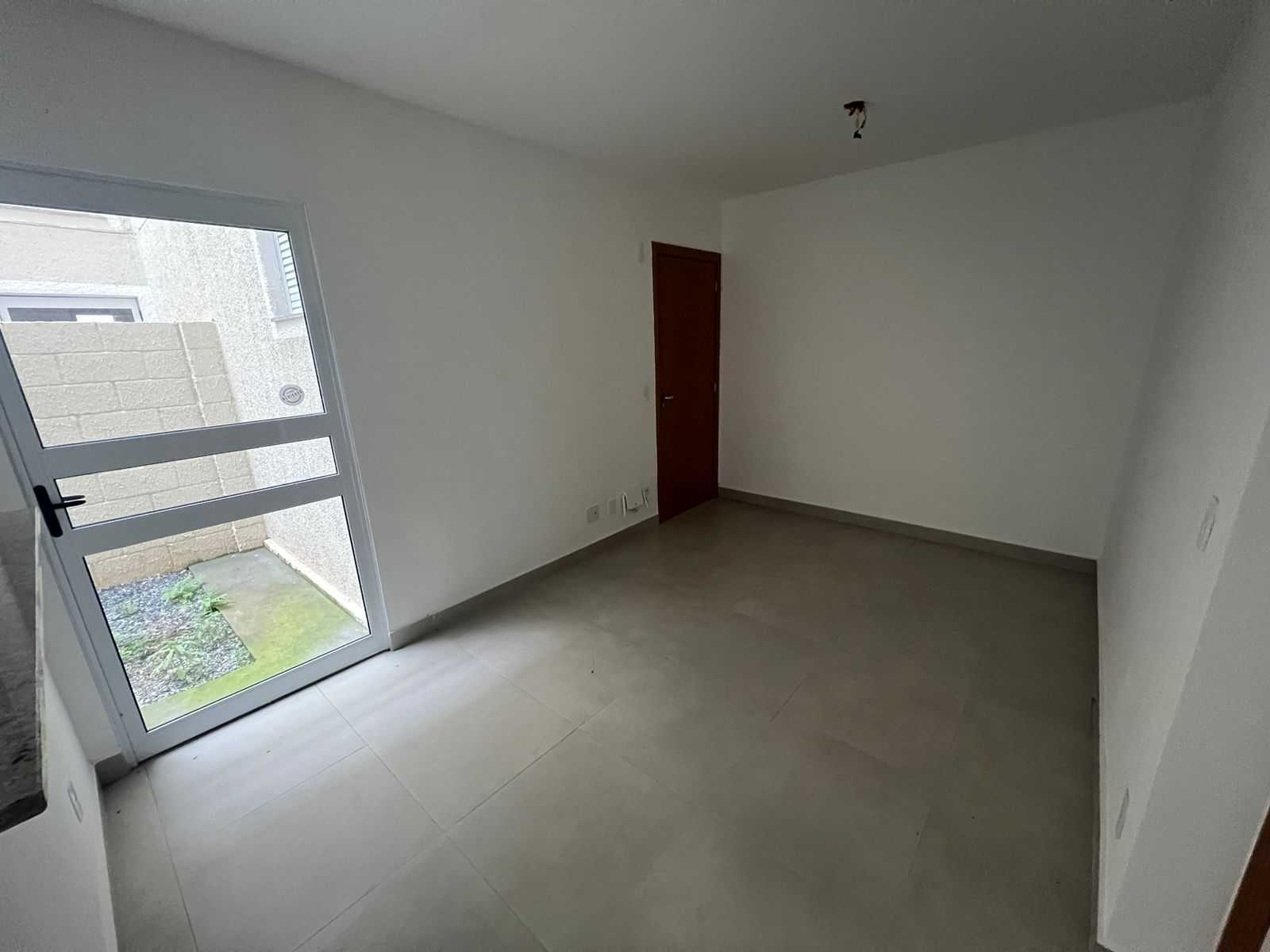 Apartamento à venda com 2 quartos, 55m² - Foto 1