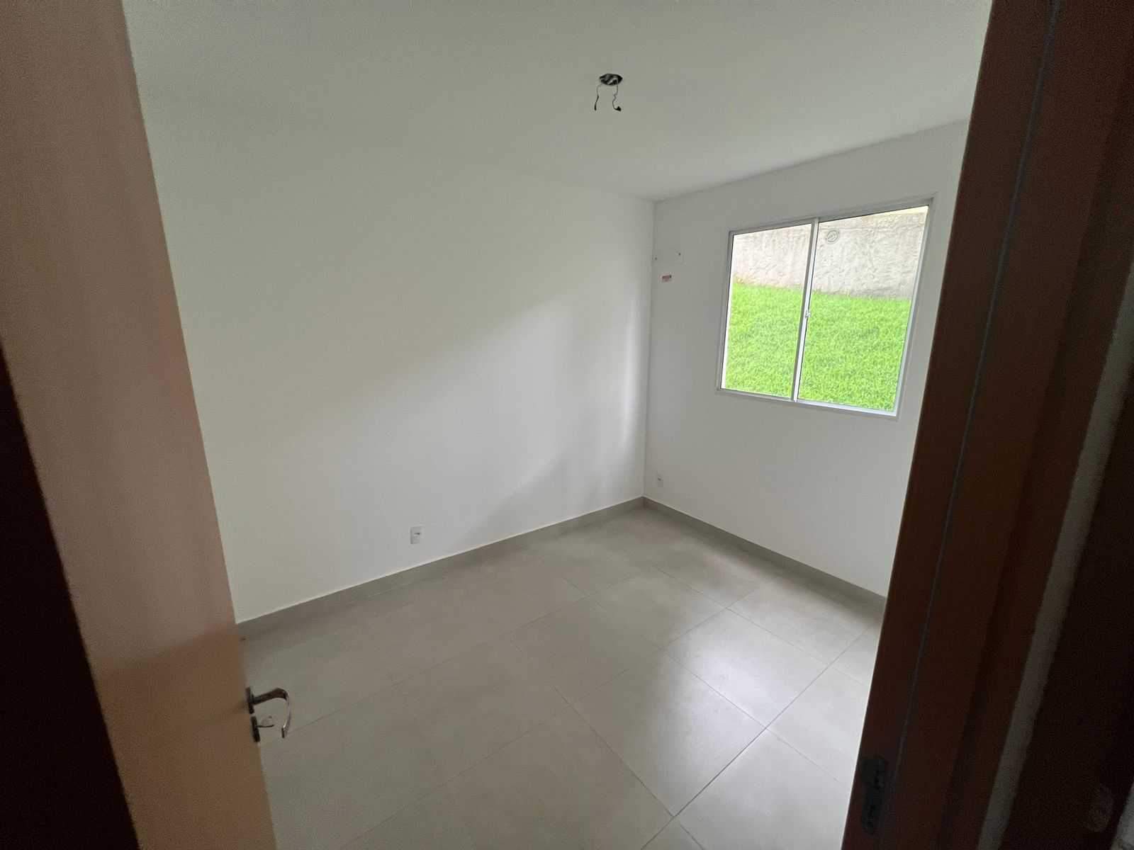 Apartamento à venda com 2 quartos, 55m² - Foto 3