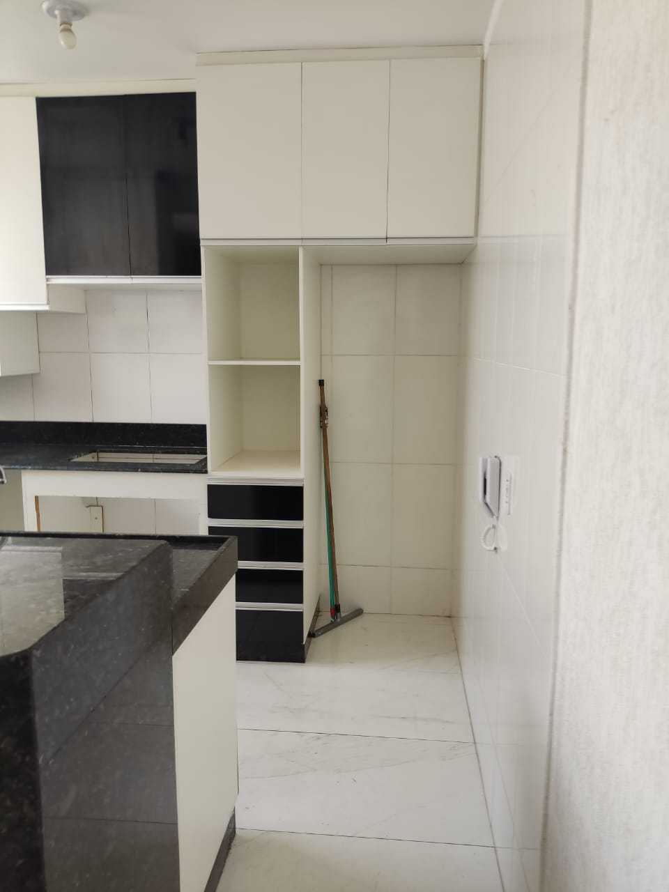 Apartamento à venda com 2 quartos, 45m² - Foto 4