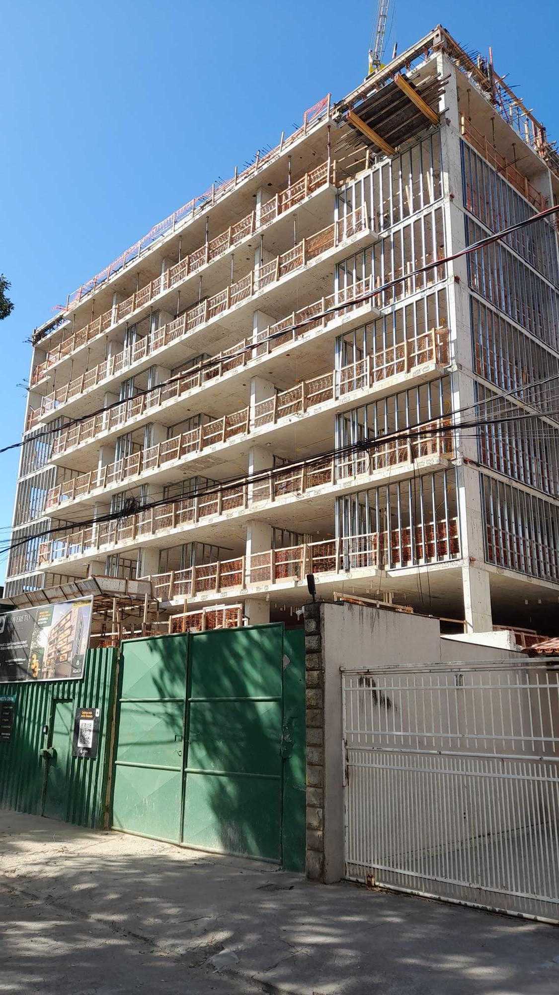 Apartamento à venda com 3 quartos, 87m² - Foto 2