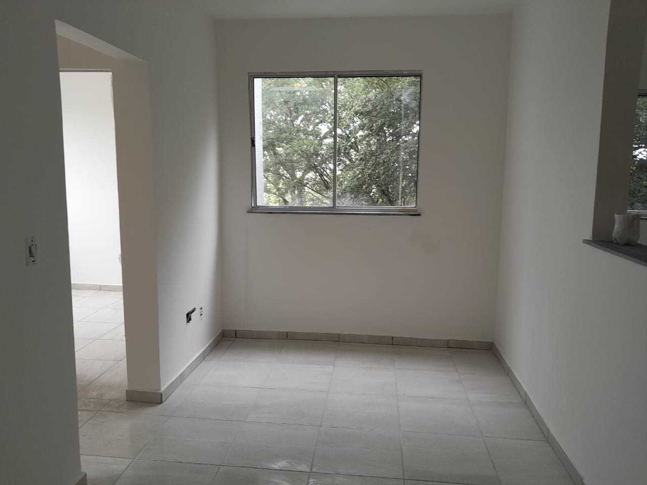 Apartamento à venda com 2 quartos, 43m² - Foto 2