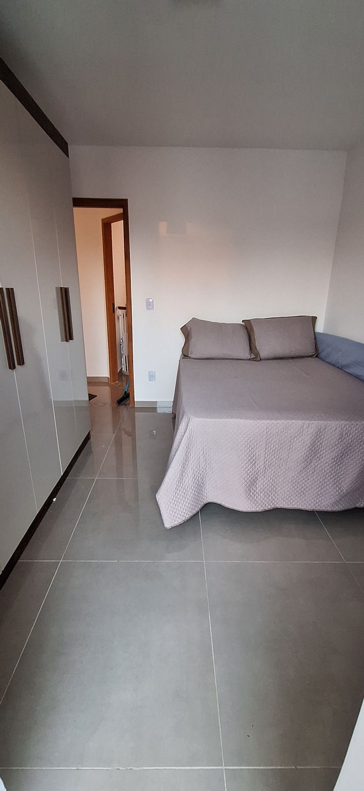 Casa à venda com 2 quartos, 79m² - Foto 4