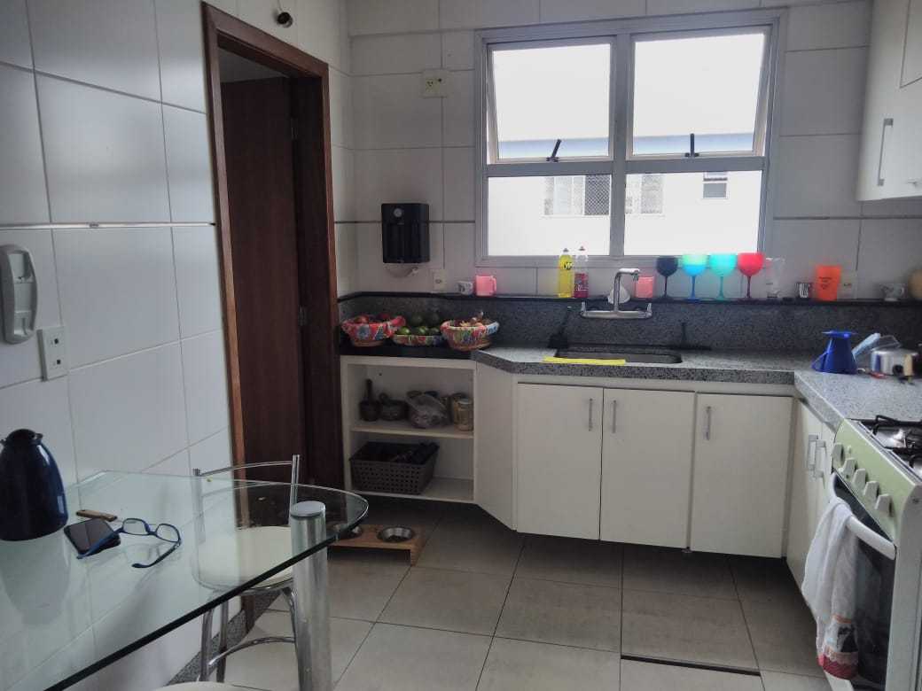 Apartamento à venda com 4 quartos, 140m² - Foto 10