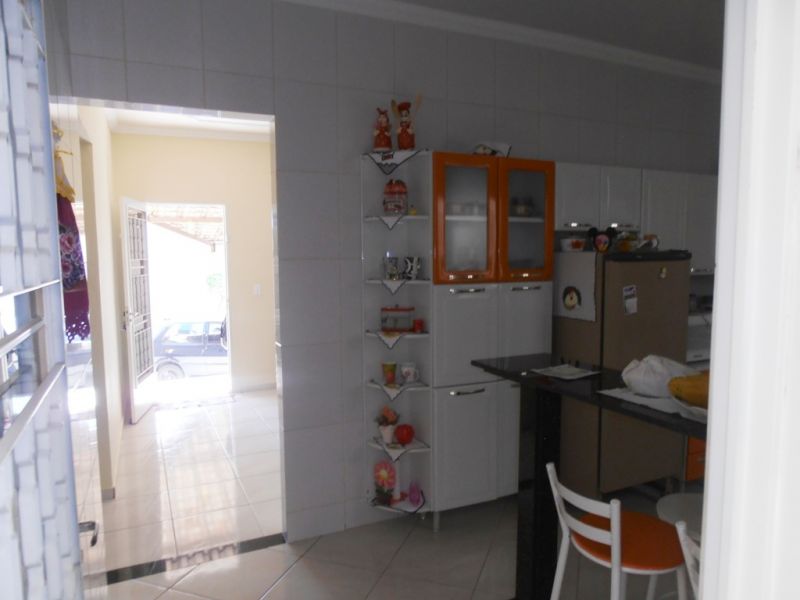 Casa à venda com 2 quartos, 80m² - Foto 12