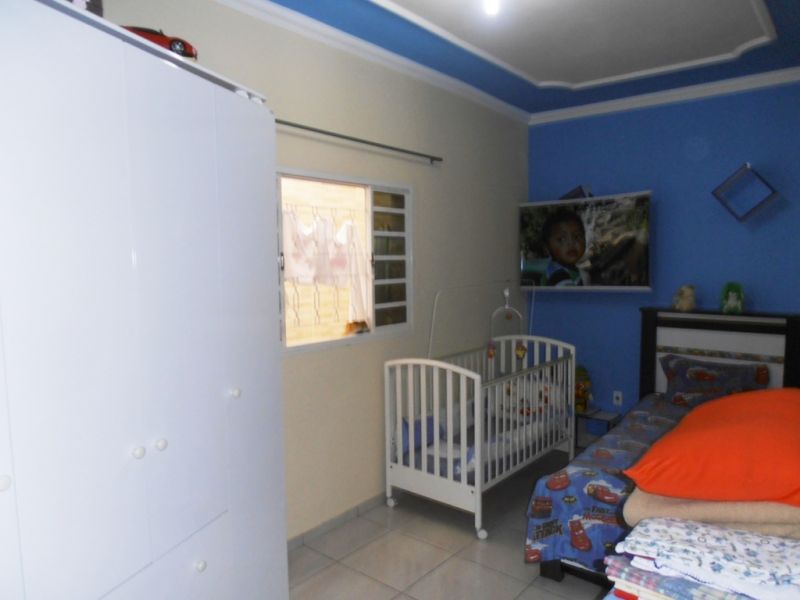 Casa à venda com 2 quartos, 80m² - Foto 13