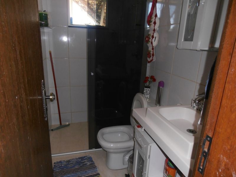 Casa à venda com 2 quartos, 80m² - Foto 16