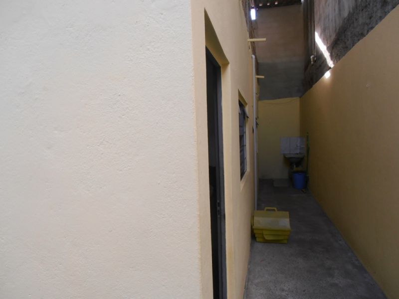 Casa à venda com 3 quartos, 100m² - Foto 18