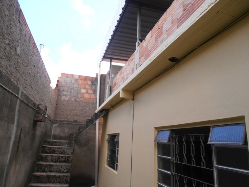 Casa à venda com 3 quartos, 100m² - Foto 19