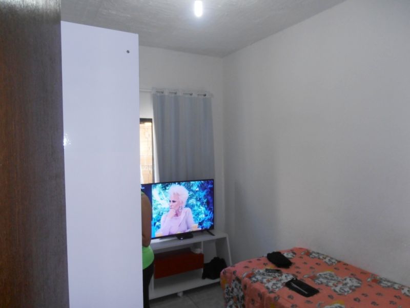 Casa à venda com 3 quartos, 100m² - Foto 11