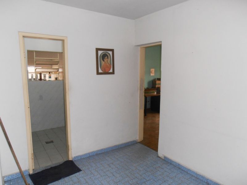 Casa à venda com 4 quartos, 150m² - Foto 4