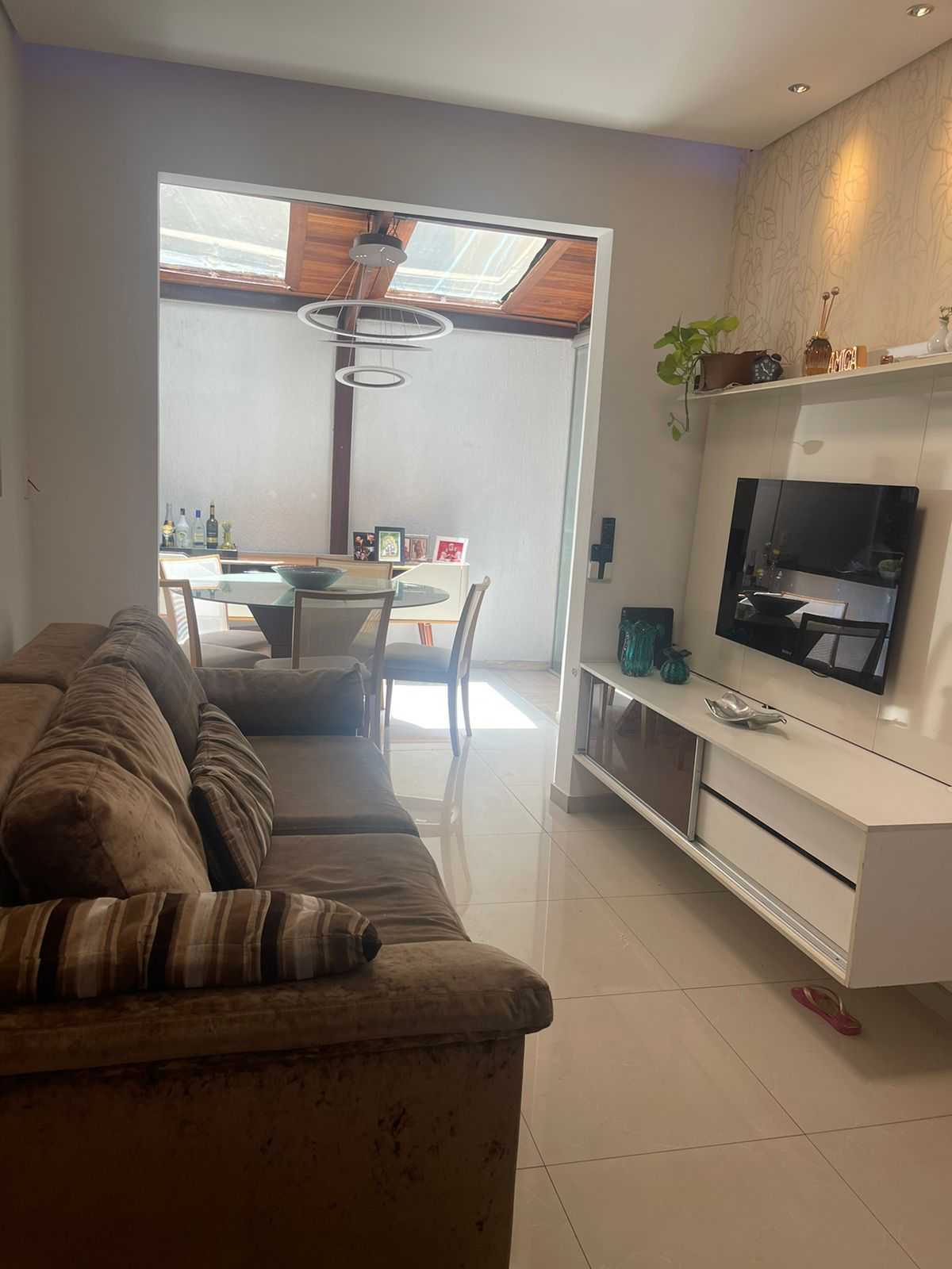 Apartamento à venda com 4 quartos, 110m² - Foto 2