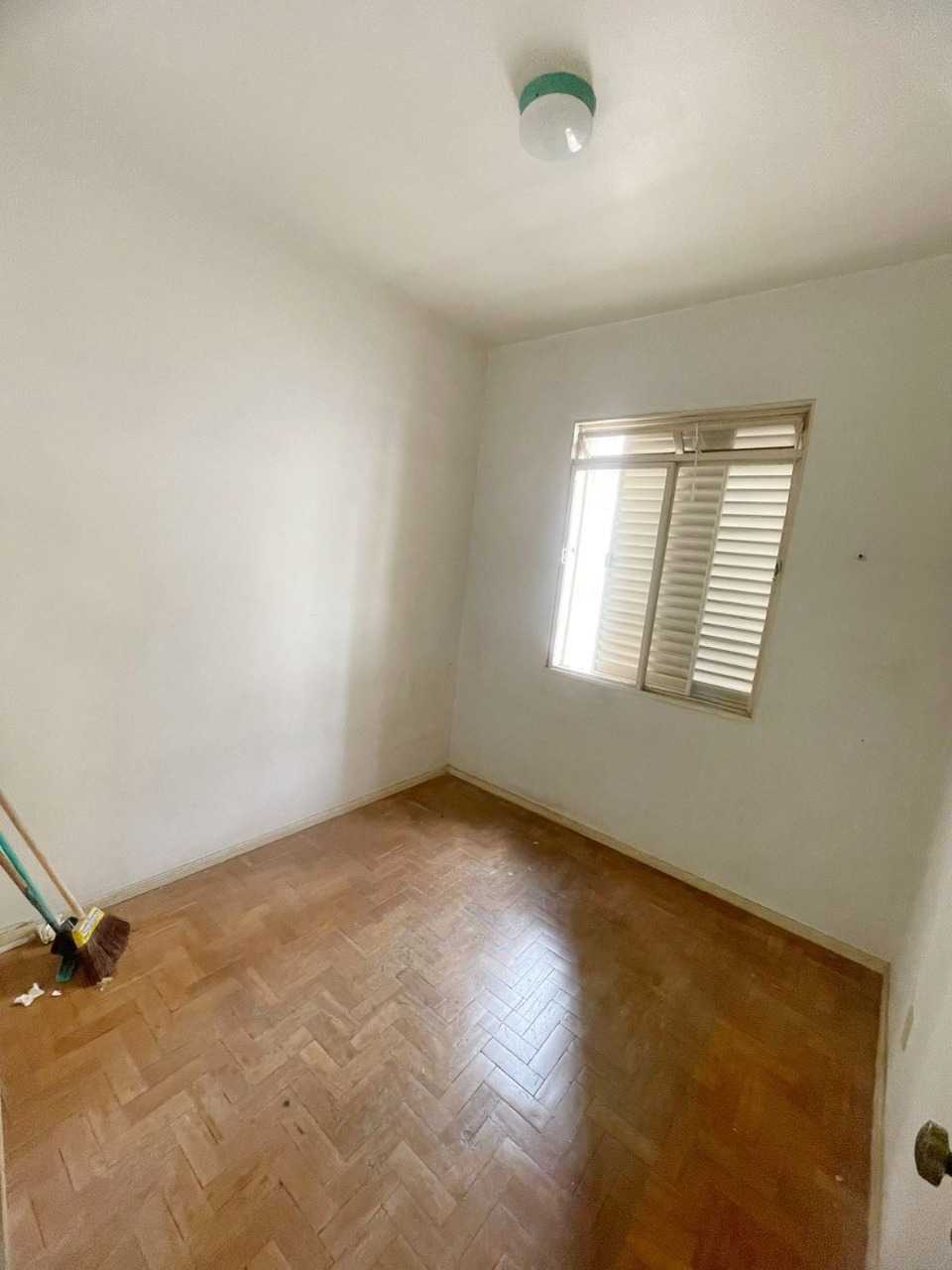 Apartamento à venda com 2 quartos, 70m² - Foto 6