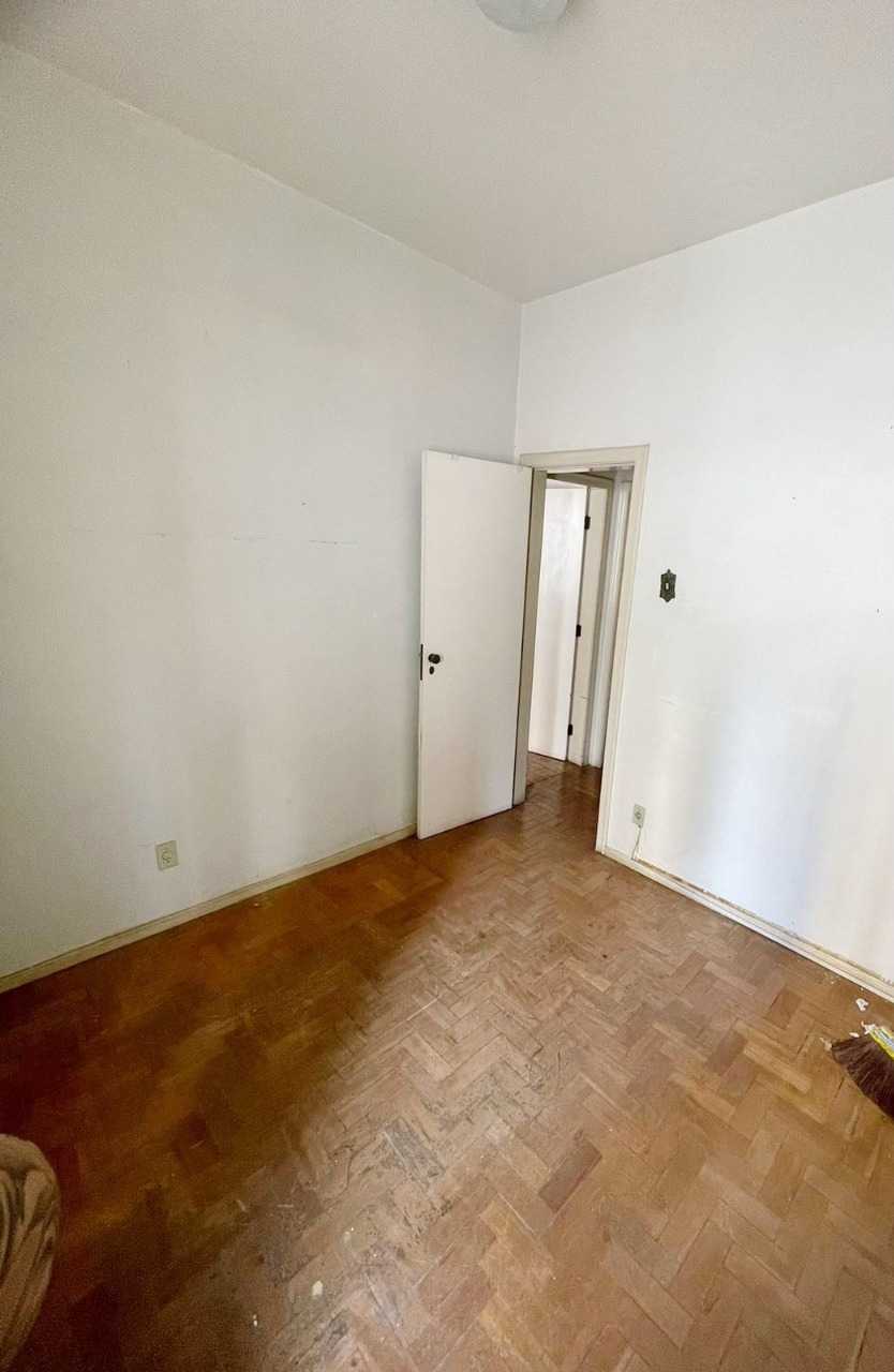 Apartamento à venda com 2 quartos, 70m² - Foto 9