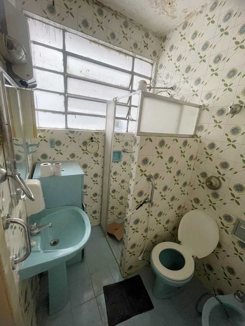 Apartamento à venda com 2 quartos, 70m² - Foto 11