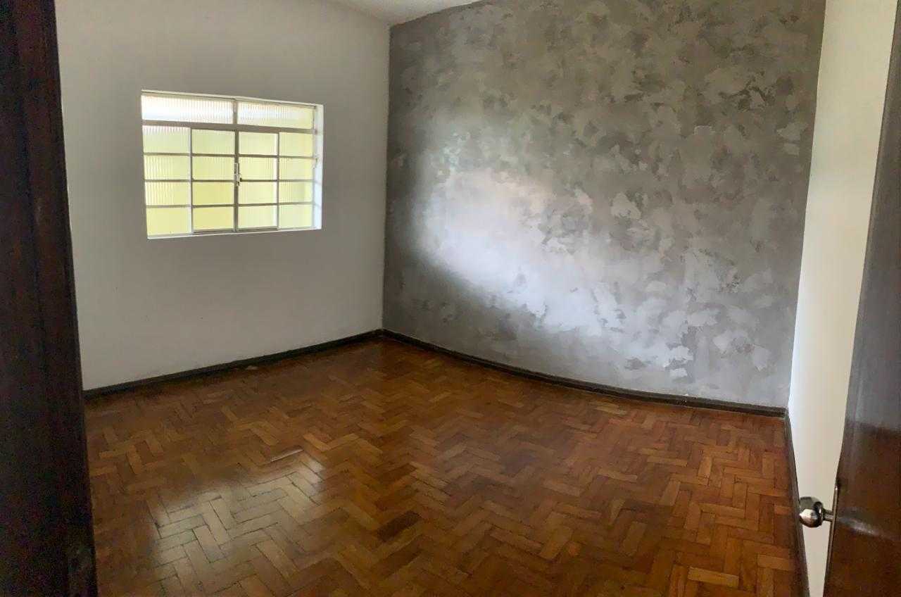 Casa à venda com 4 quartos, 384m² - Foto 4