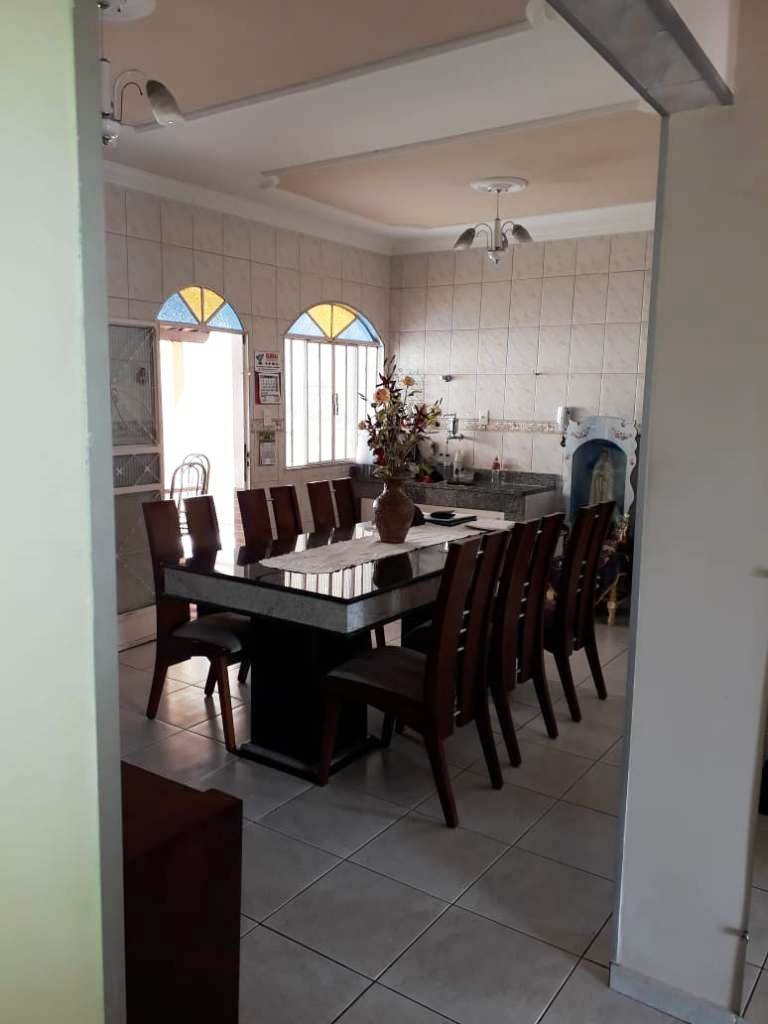 Casa à venda com 3 quartos, 250m² - Foto 18