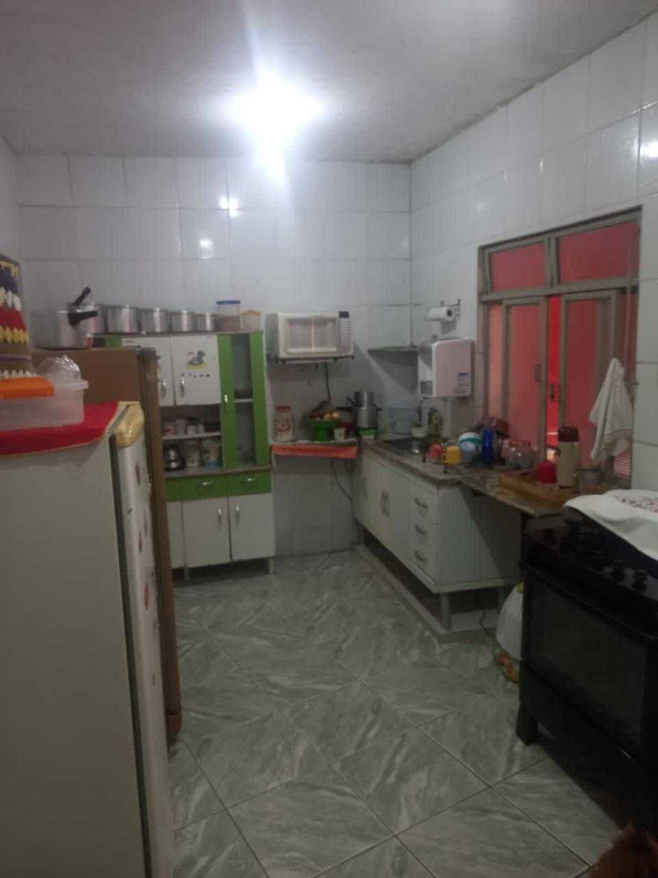 Casa à venda com 3 quartos, 200m² - Foto 5