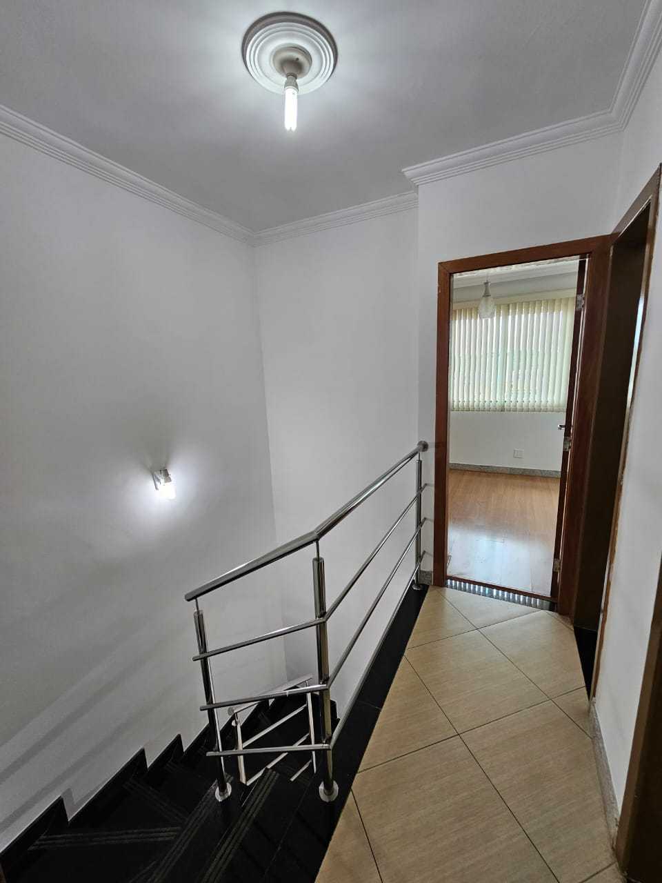 Casa à venda com 3 quartos, 110m² - Foto 9