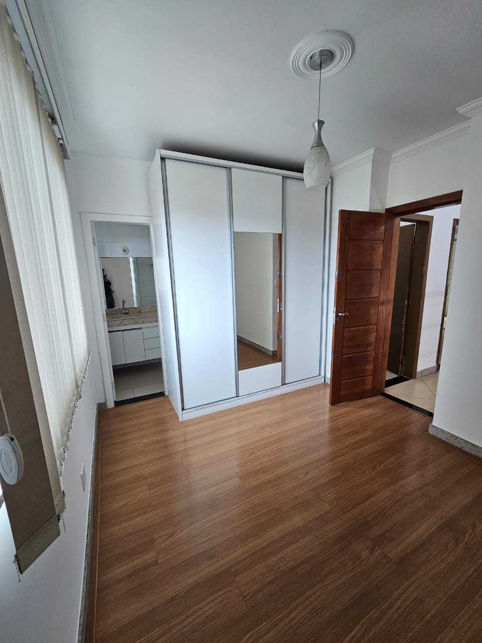 Casa à venda com 3 quartos, 110m² - Foto 11