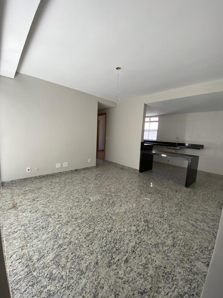 Apartamento à venda com 2 quartos, 67m² - Foto 10