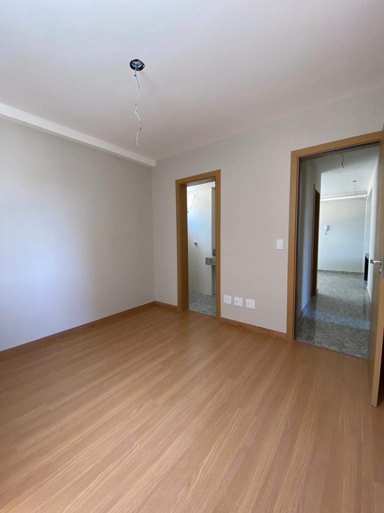 Apartamento à venda com 2 quartos, 55m² - Foto 3