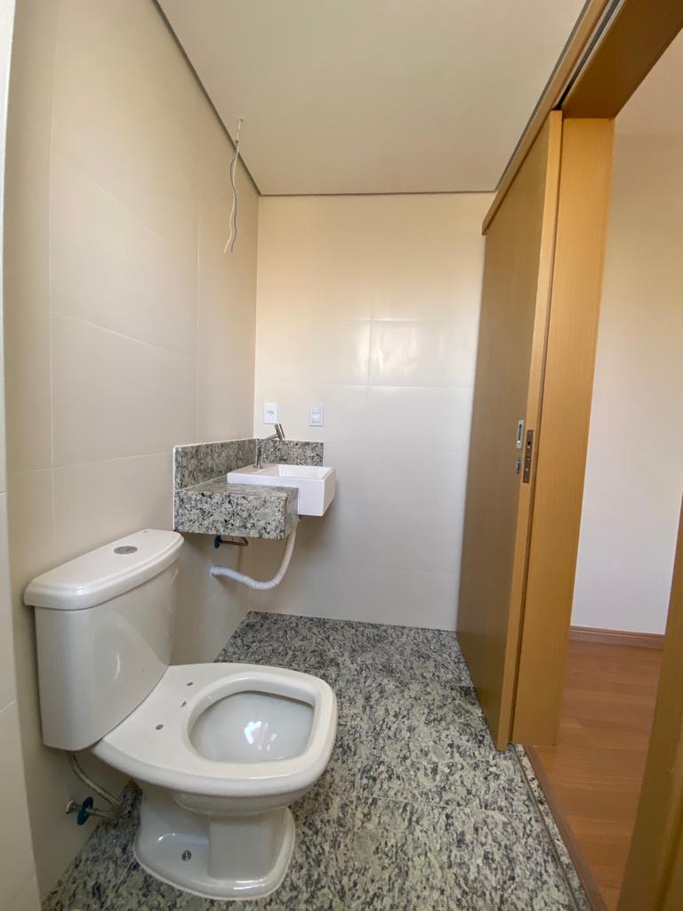 Apartamento à venda com 2 quartos, 55m² - Foto 10