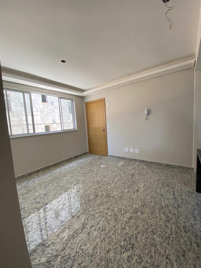 Apartamento à venda com 2 quartos, 55m² - Foto 1