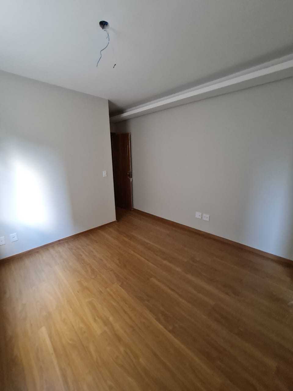 Apartamento à venda com 2 quartos, 55m² - Foto 4