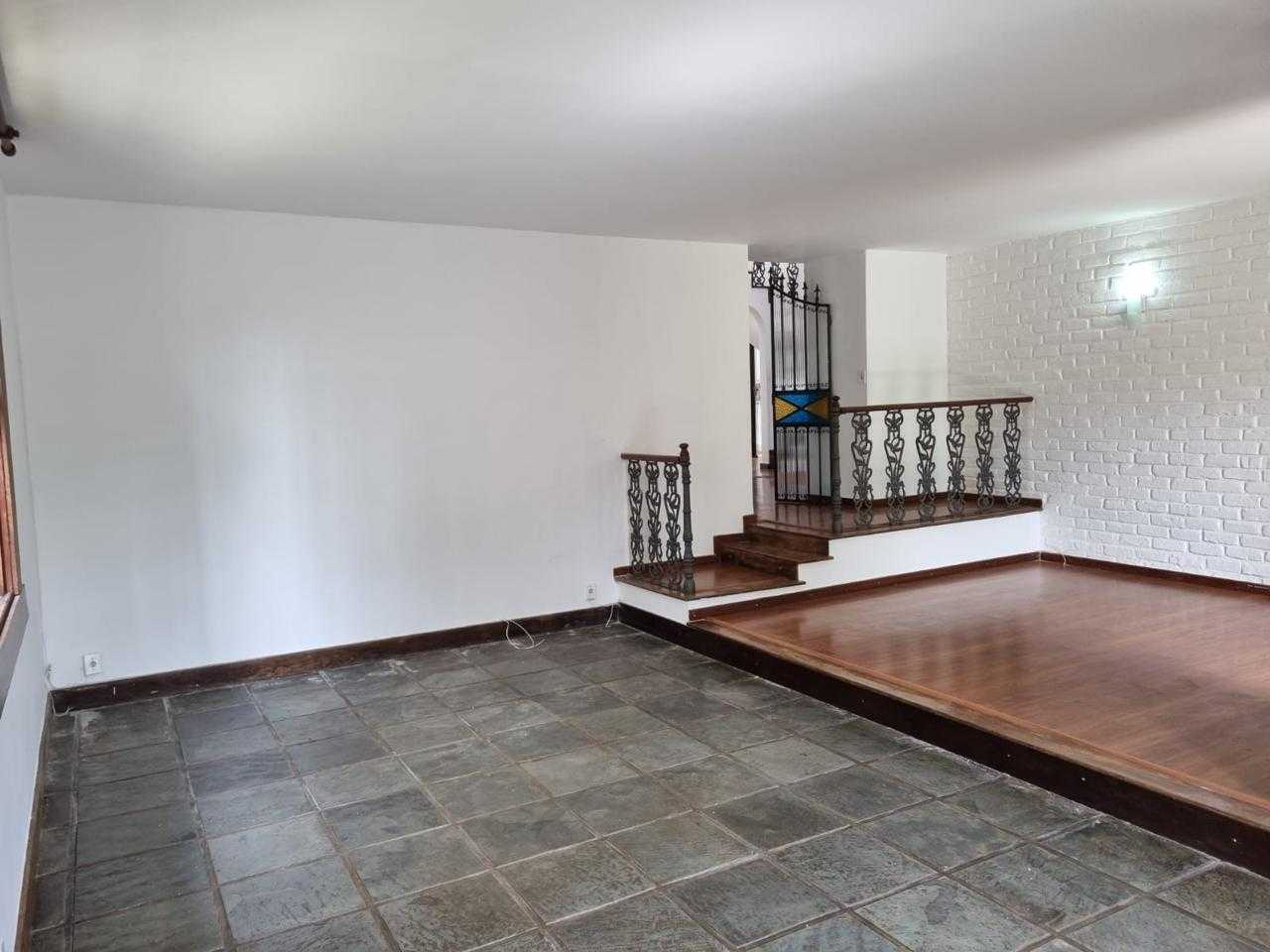 Casa à venda com 3 quartos, 315m² - Foto 10