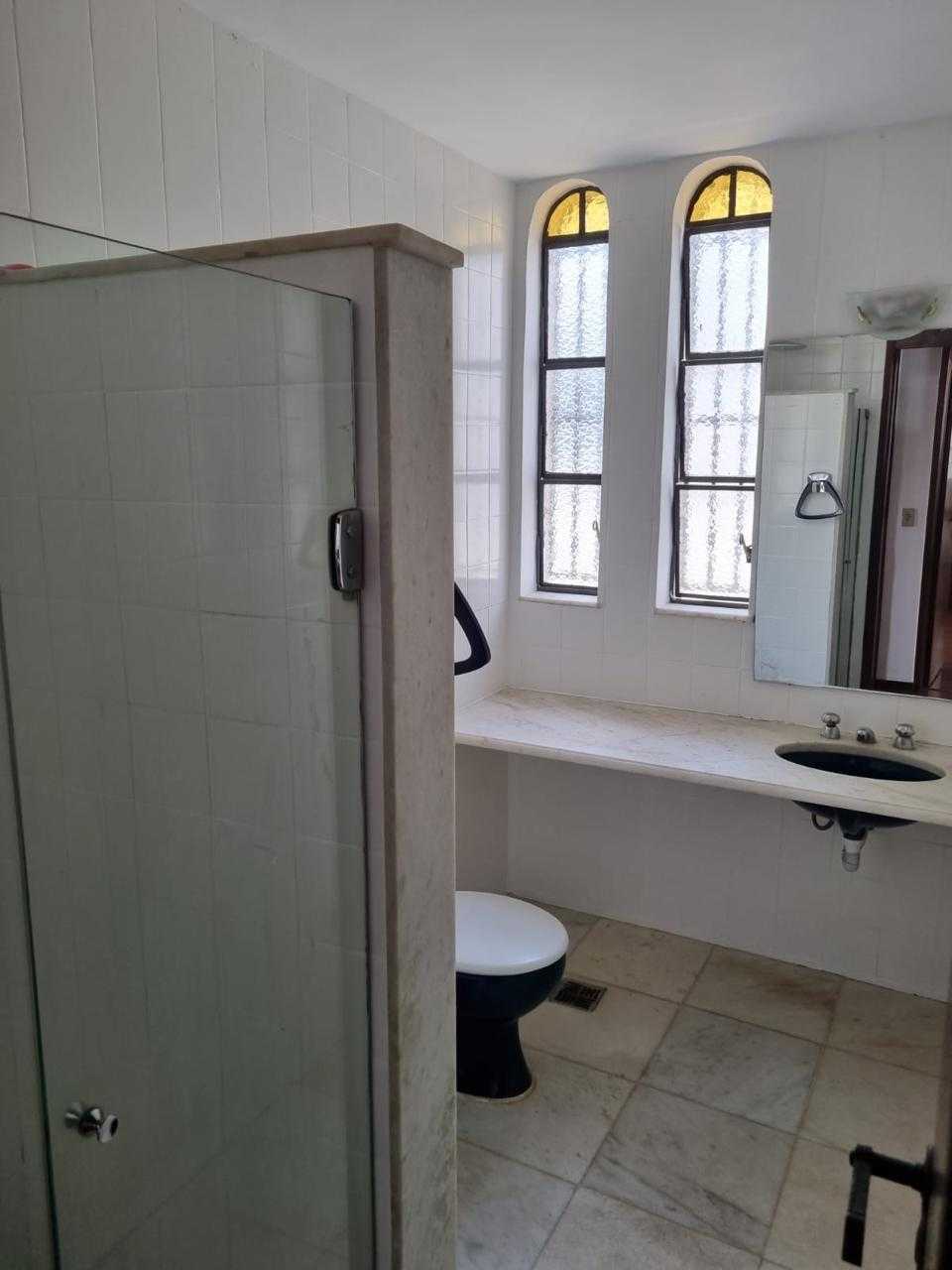 Casa à venda com 3 quartos, 315m² - Foto 20