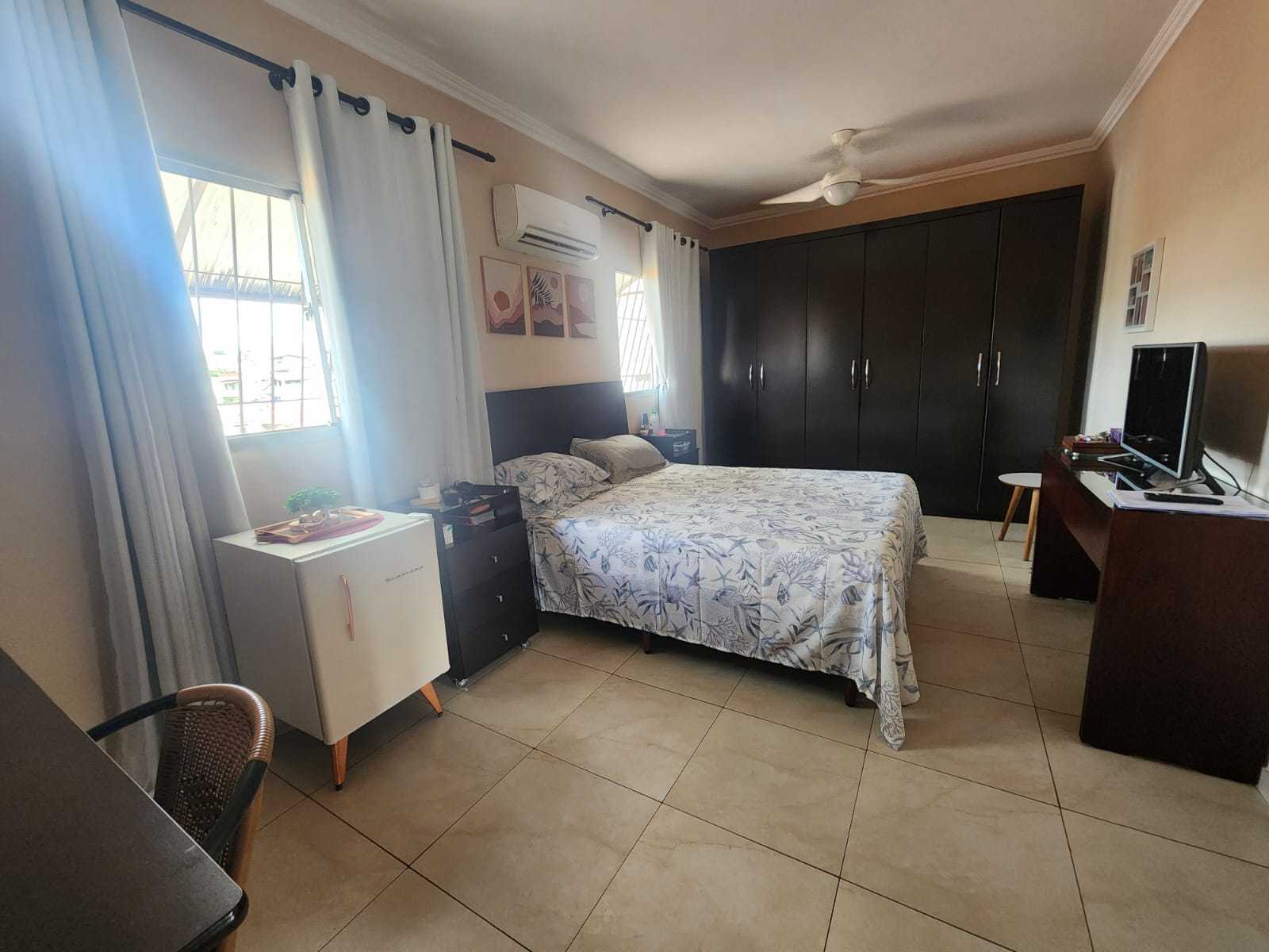 Casa à venda com 3 quartos, 180m² - Foto 25