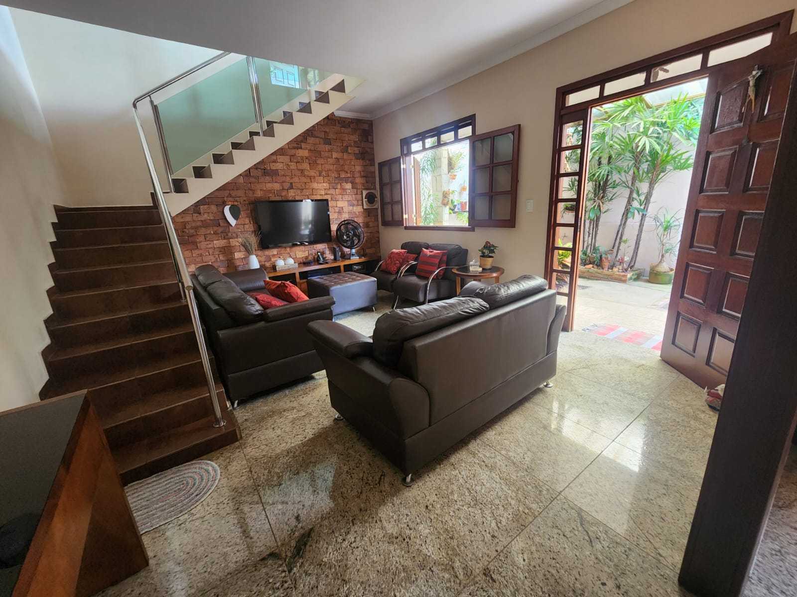 Casa à venda com 3 quartos, 180m² - Foto 15