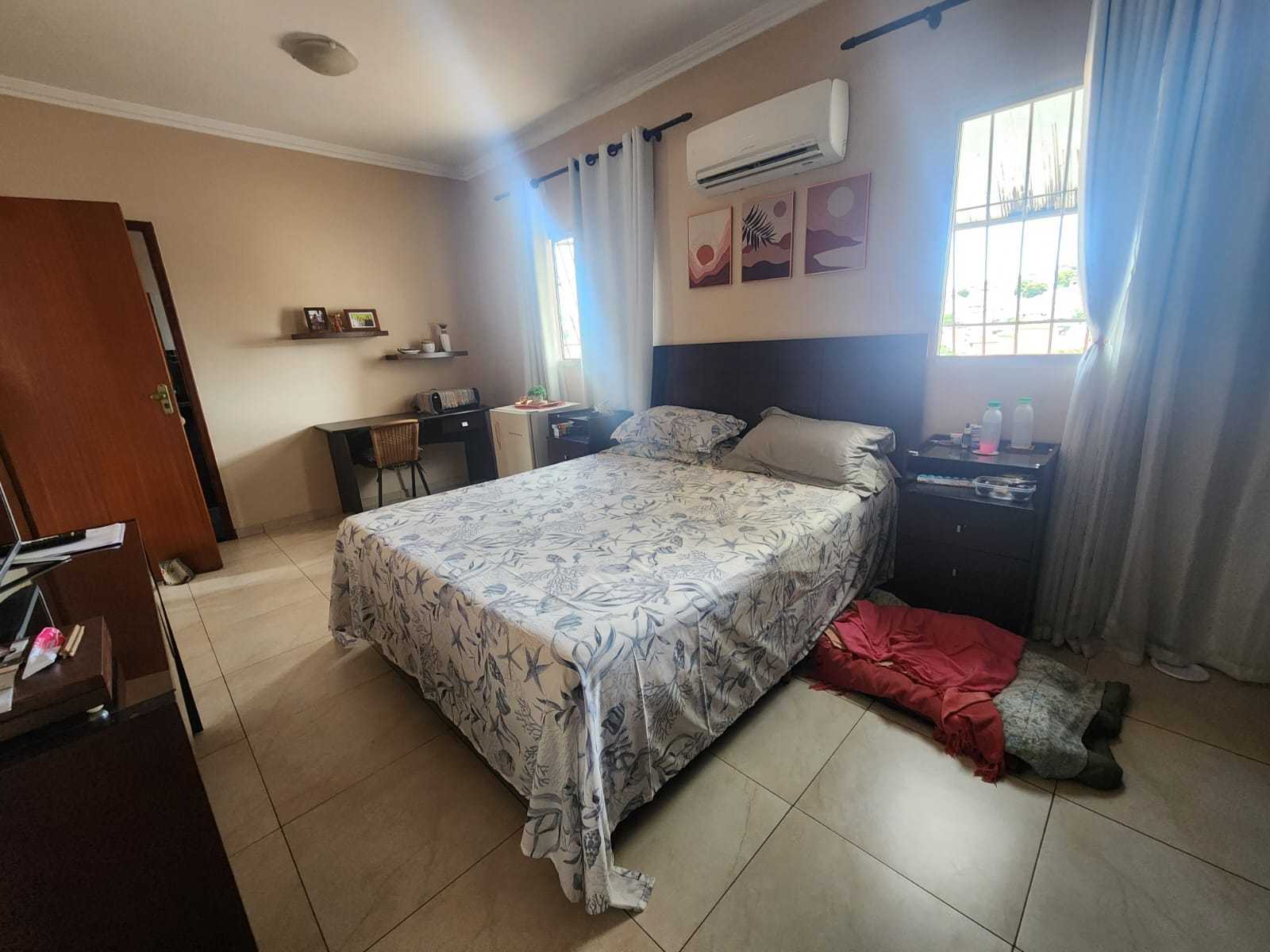 Casa à venda com 3 quartos, 180m² - Foto 24