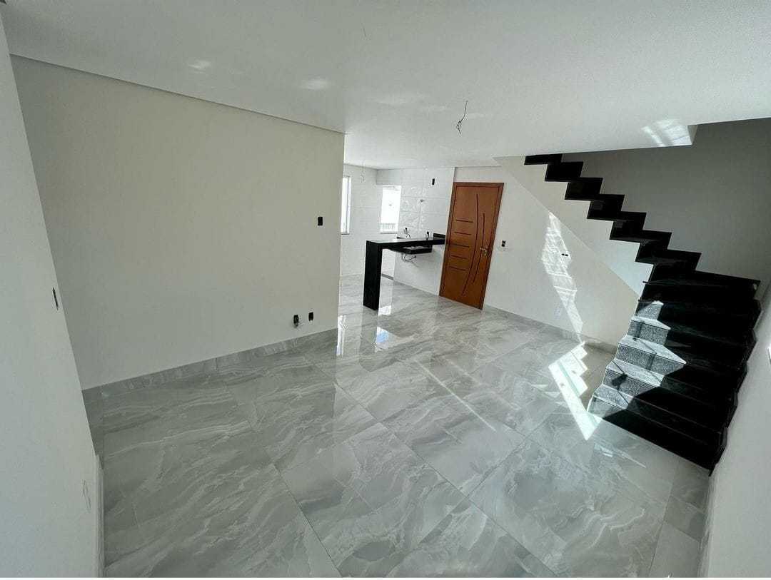 Cobertura à venda com 5 quartos, 140m² - Foto 2