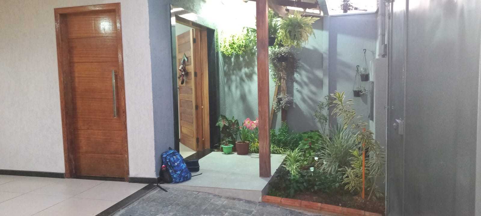 Casa à venda com 3 quartos, 160m² - Foto 4