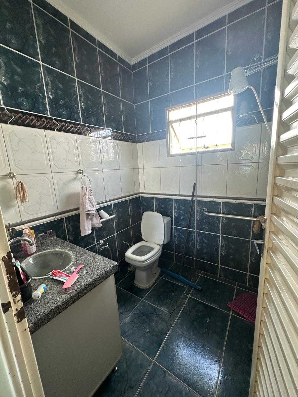 Casa à venda com 3 quartos, 239m² - Foto 9