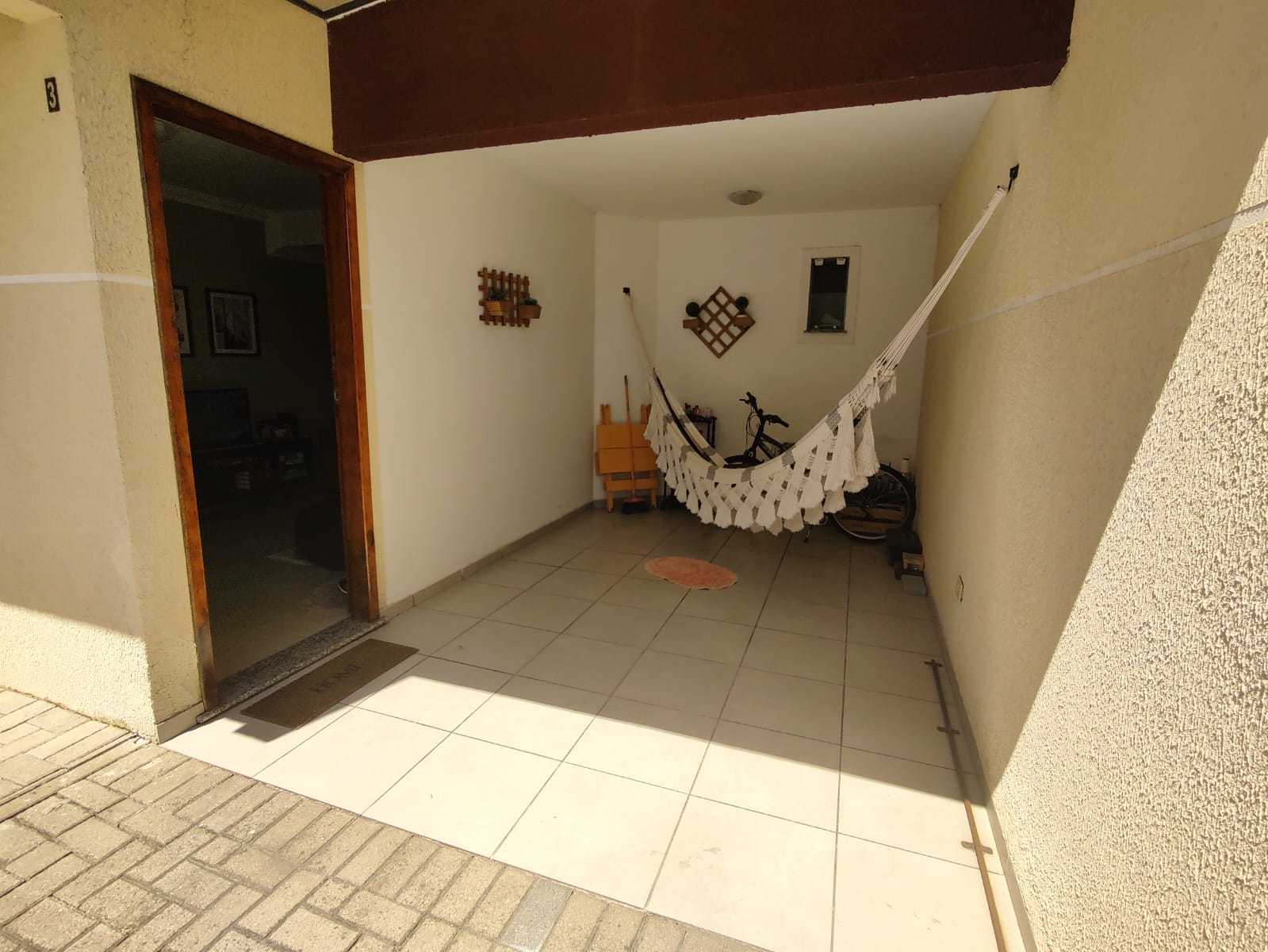 Casa à venda com 3 quartos, 90m² - Foto 6