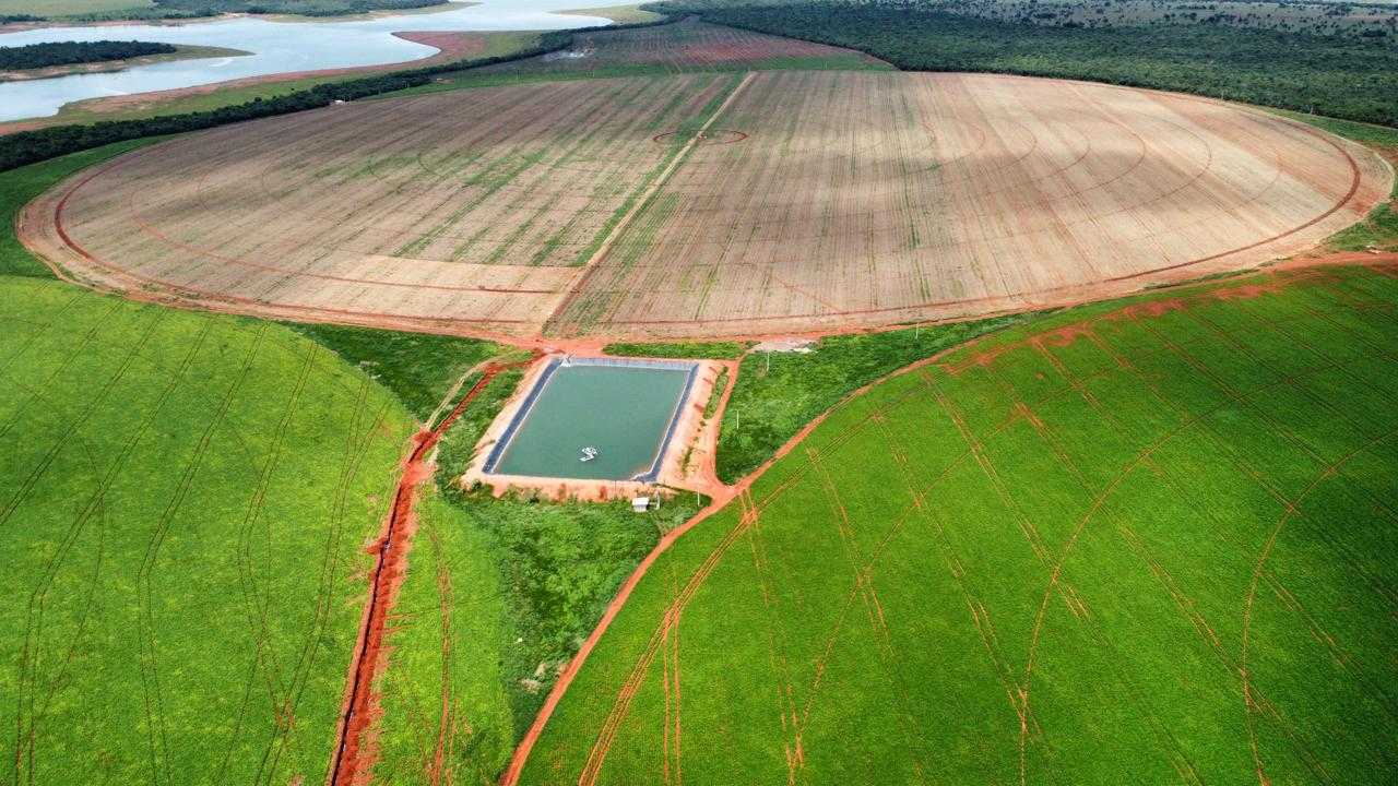 Chácara à venda com 1 quarto, 8180000m² - Foto 11